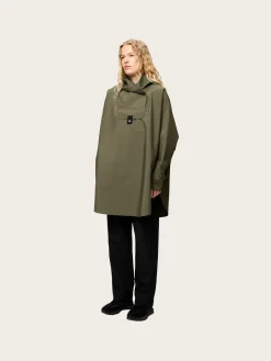 Bergen Poncho - Grape Leaf
