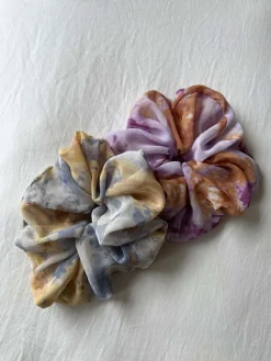 Chrissy Scrunchie - Blue multi