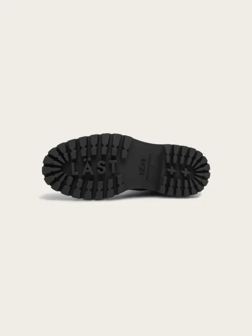 Daze Suede - Dark Brown
