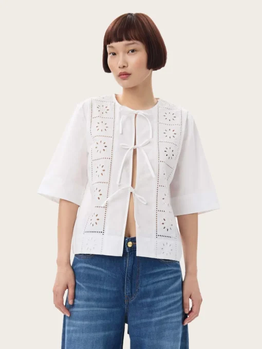 F9655 Broderie Anglaise Tie Blouse - Bright White