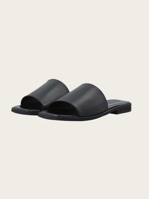 Marilyn Leather - Black