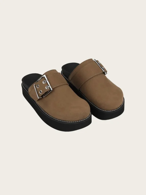S2525 Feminine Buckle Sandal Mule Suede - Chocolate Fondant