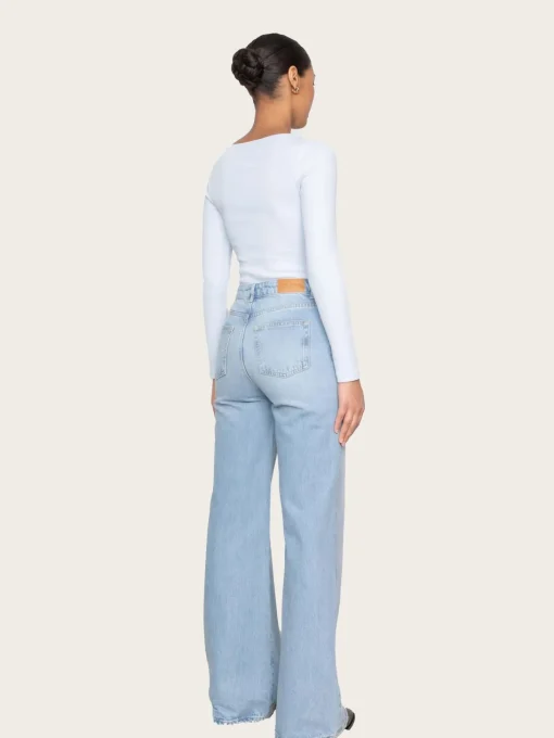 Taylor - Light Blue